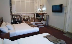 R Bed And Breakfast